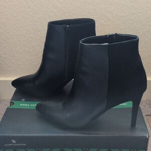 Worthington Black Heeled Boots Sleek Design